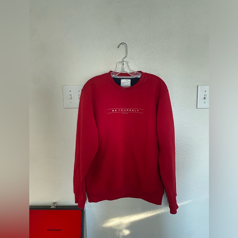 Vintage octave/ essentials Red and white Be Yourself sweatshirt